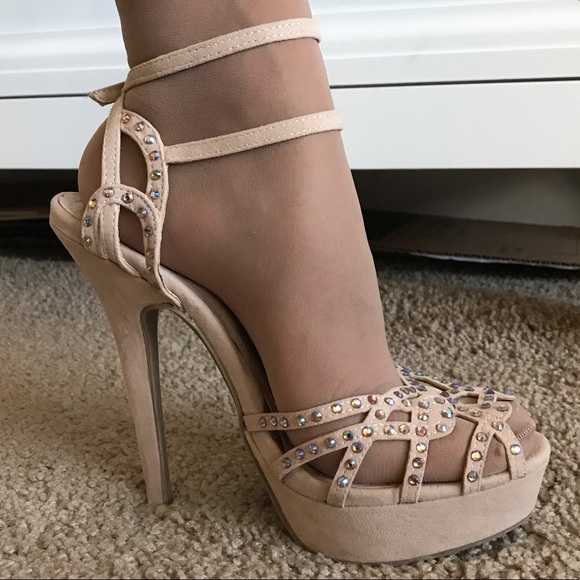 Anne Michell high heel fashion shoe. - Picture 7 of 7